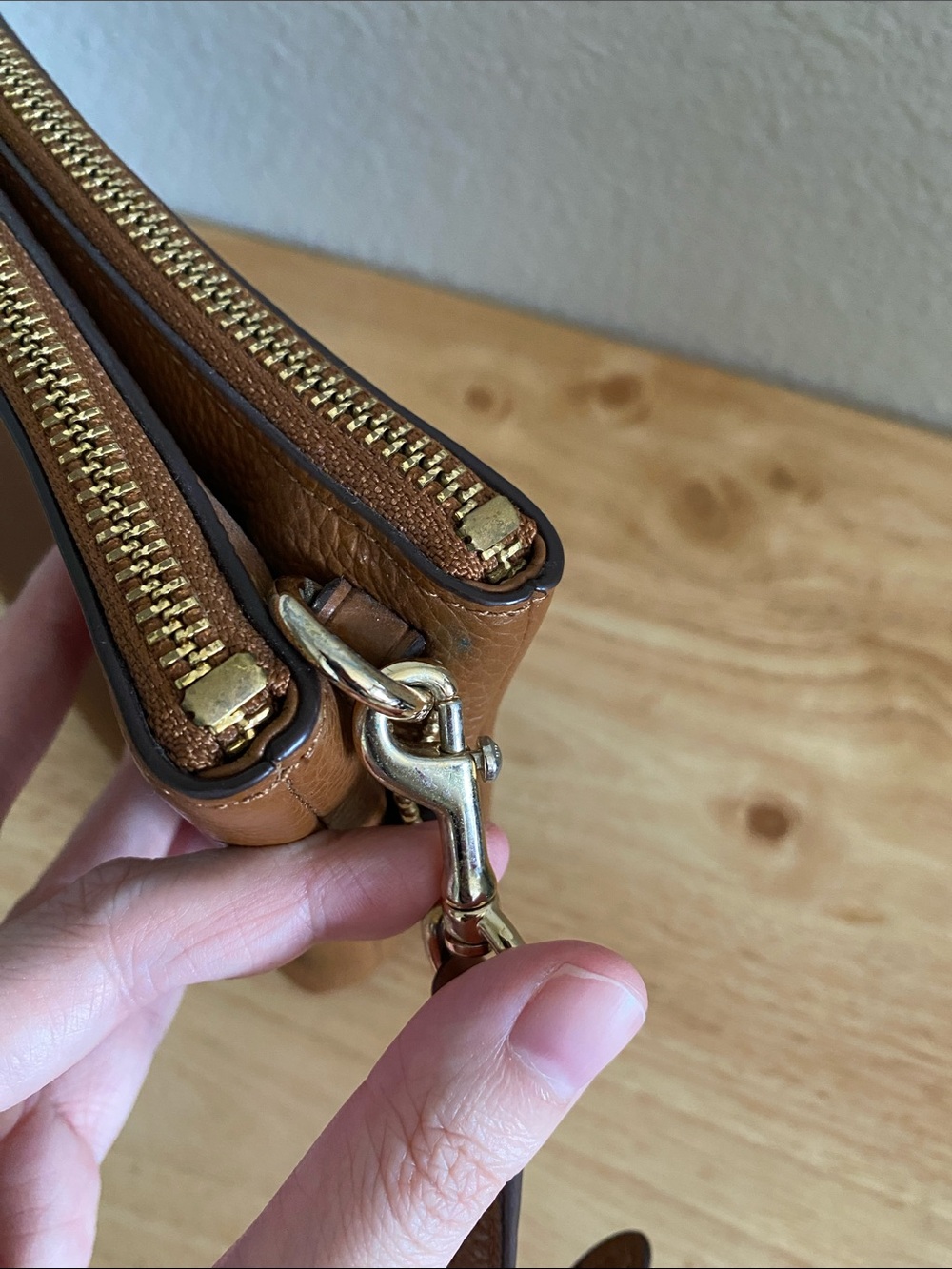 Coach Pebbled Leather Crossbody Purse in Chestnut Brown with Gold Hardware - Picture 4 of 16